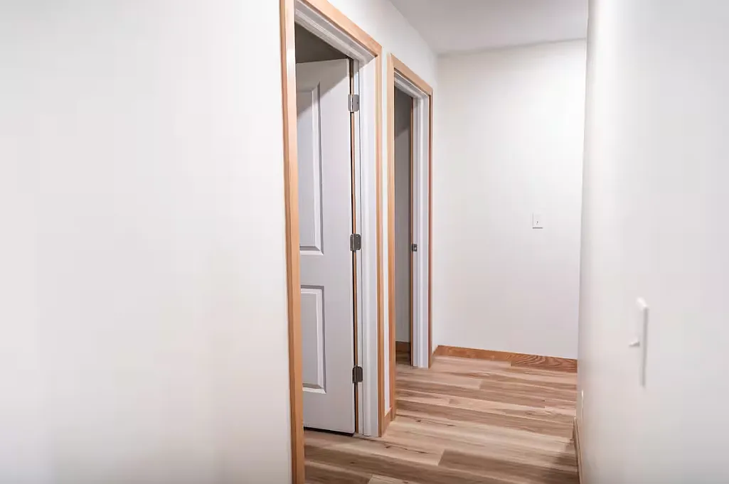 2 bed, 1400 sqft, $1,800 — Photo 3