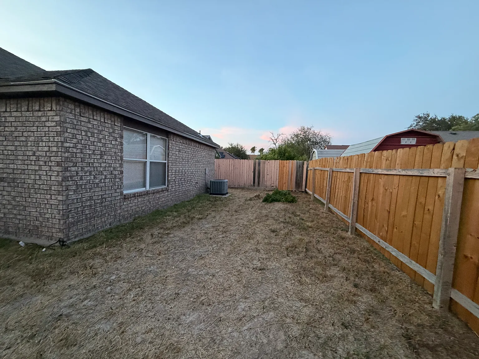 3 bed, 1240 sqft, $1,430 — Photo 3