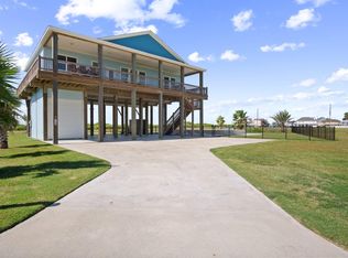708 Colby Ct, Port Bolivar, TX 77650