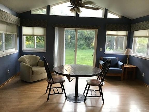 2nd image of 5781 Lake Superior Dr