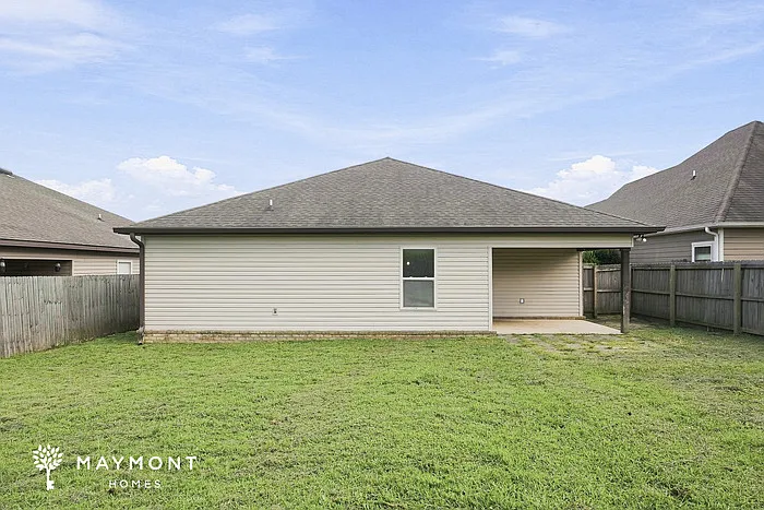300 Prairie Field Dr — Photo 3