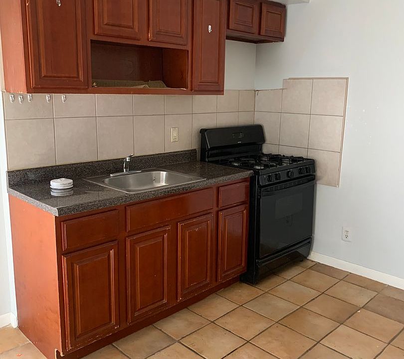 2nd image of 99-101 Belmont Ave #3