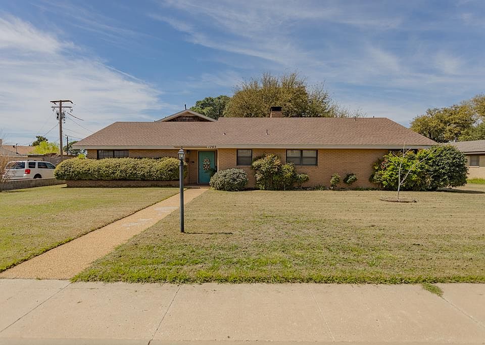 1st image of 1705 E Crescent Dr