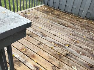 836 Garfield Ave, Aurora, IL 60506