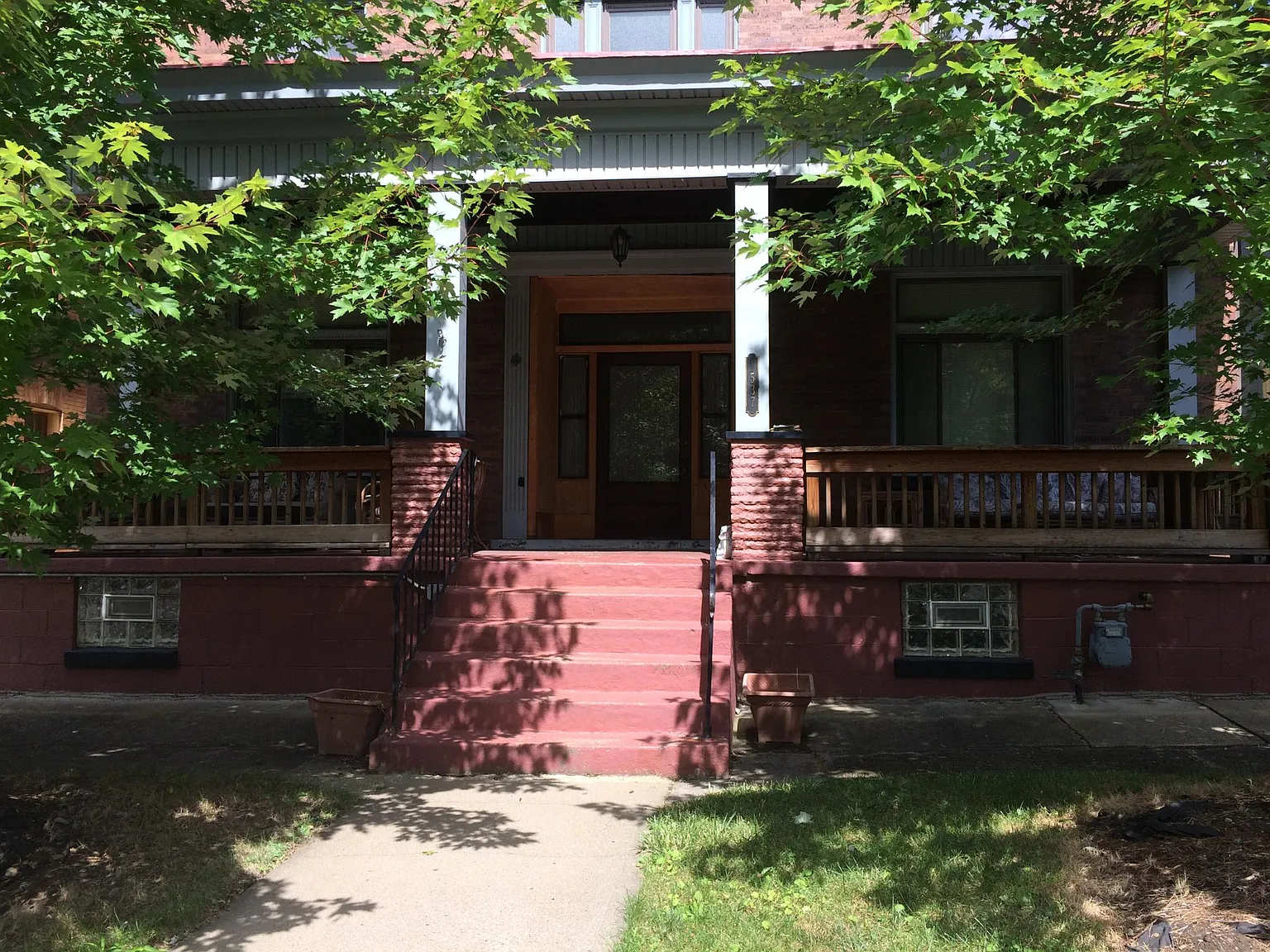 4 bed, 1.5 bath, 1600 sqft, $705 — Photo 4