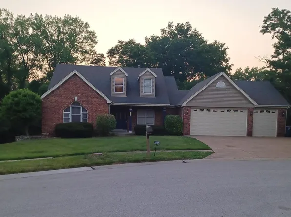 4404 Paddock Point Dr, Florissant, MO 63033