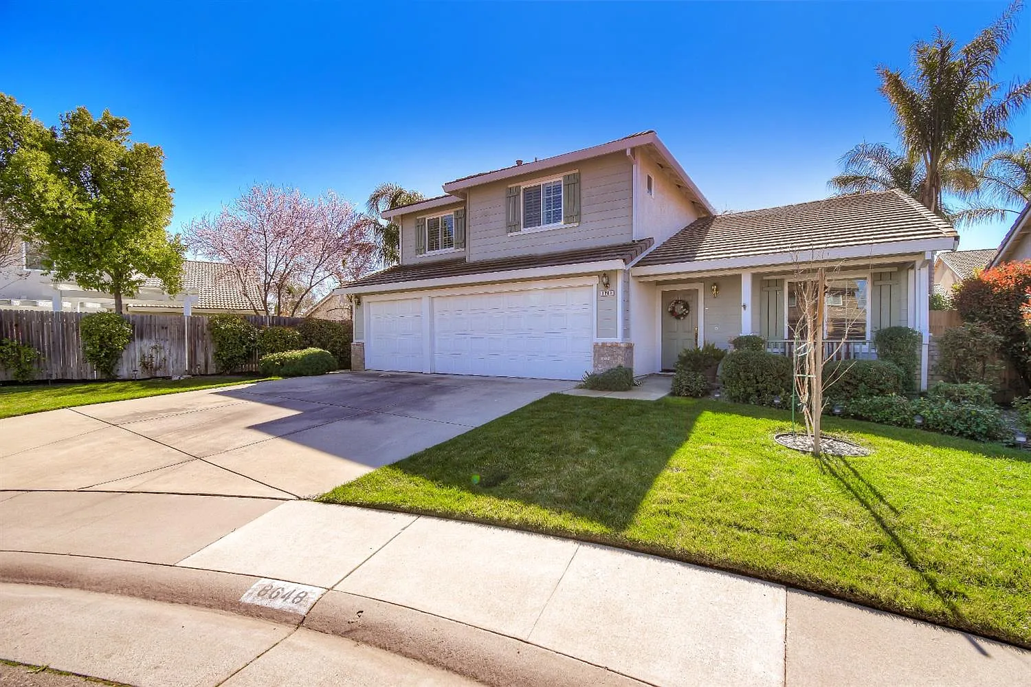 8648 Ionean Ct photo 1