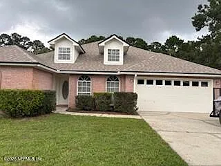 483 Charles Pinckney St Photo 1