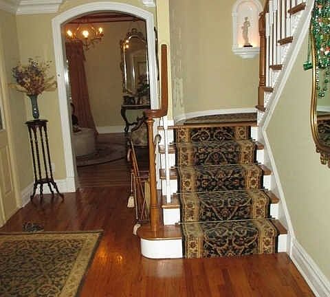 4th image of 2 Mott Ct