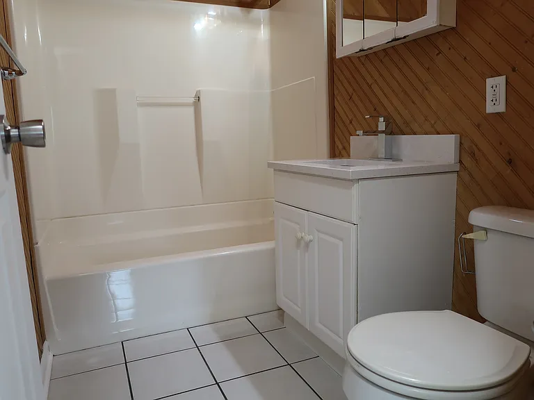 2144 Continental St — Photo 8