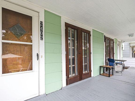 4th image of 2400-2402 Glenmawr Ave