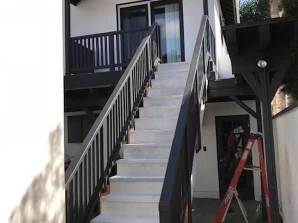 266 1/2 Bennett Ave #1/2