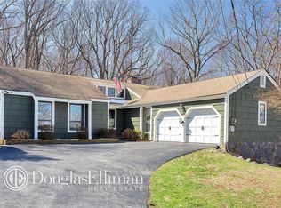 73 S Hill Rd, Cortlandt Manor, NY 10567