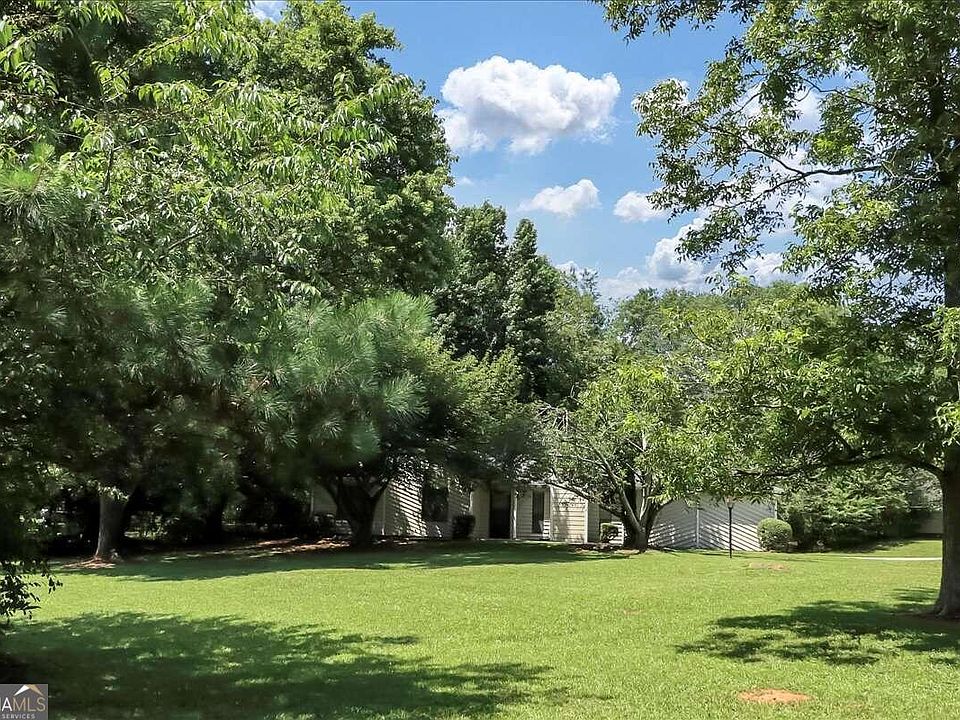 1st image of 3513 Warwick Way