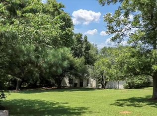 3513 Warwick Way, Snellville, GA