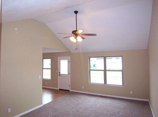 1163 S Canton Ave, Springfield, MO 65802