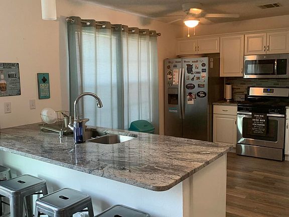 5th image of 935 S Patrick Dr #935