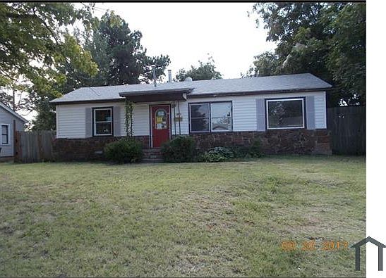 1st image of 3108 SE 21st St