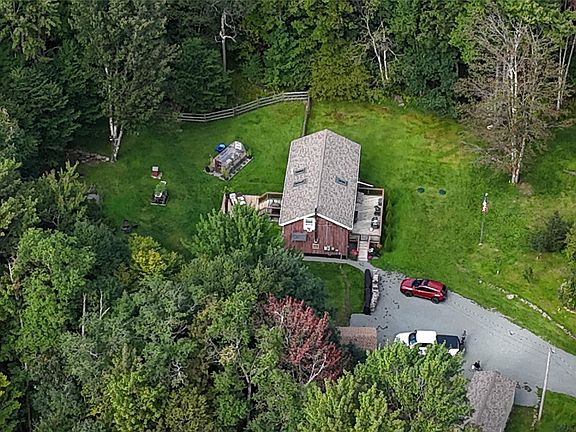3rd image of 601 Jug Tavern Road