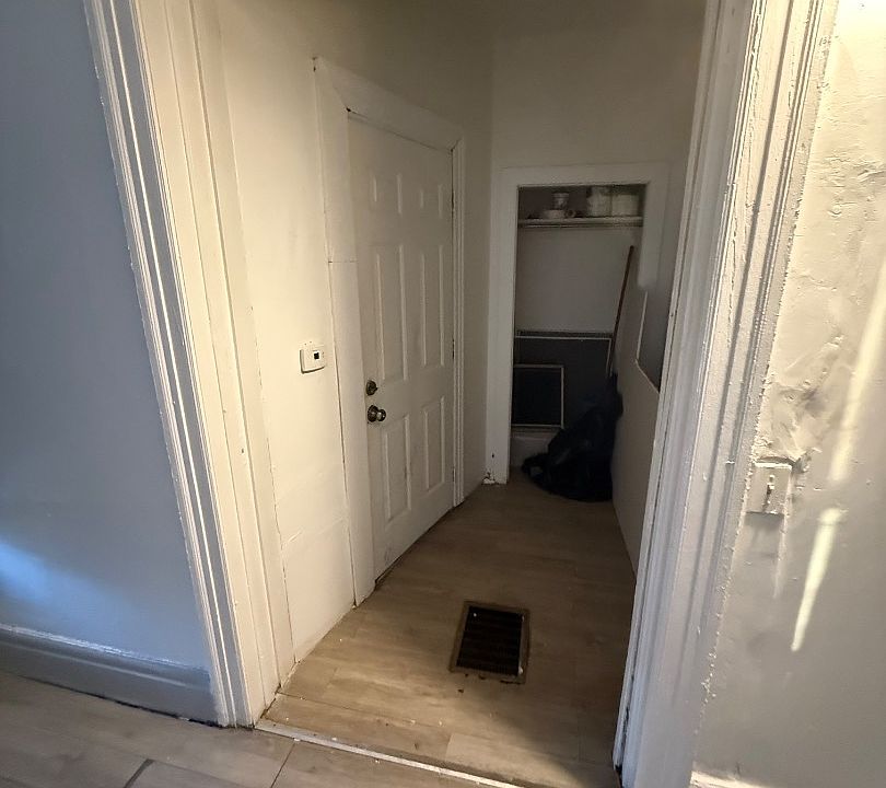 Unit Photo