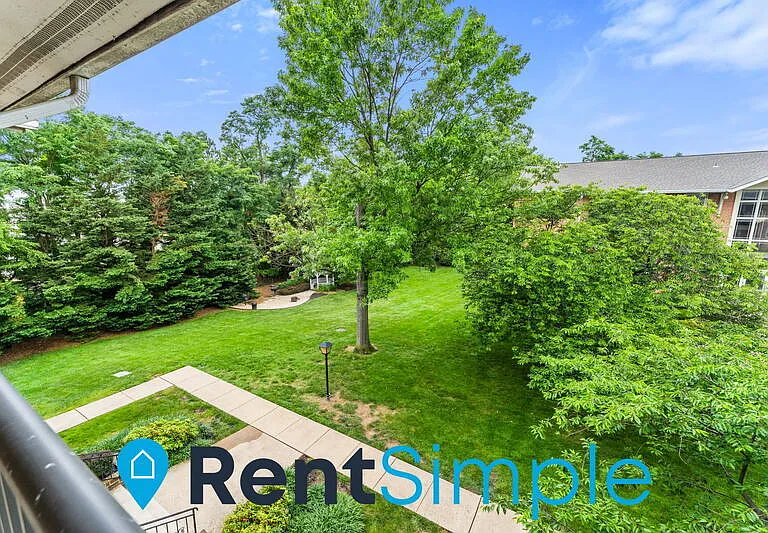 3334 Spring Ln #B40 — Photo 34