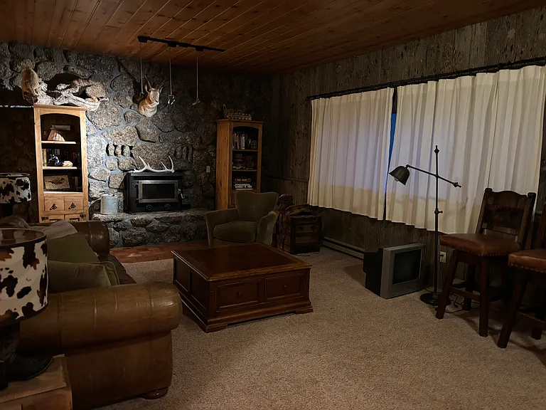 230 Spruce Dr — Photo 52