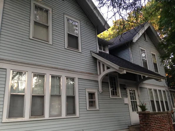 242 College Ave NE, Grand Rapids, MI 49503