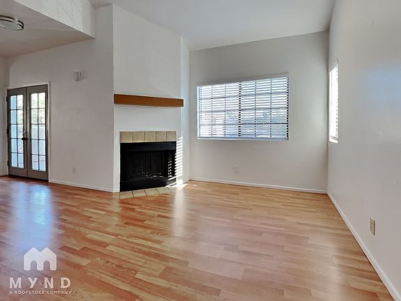 4th image of 930 N Mesa Dr Unit 2082