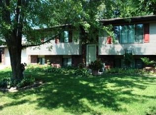 1514 W 74th Ave, Merrillville, IN 46410