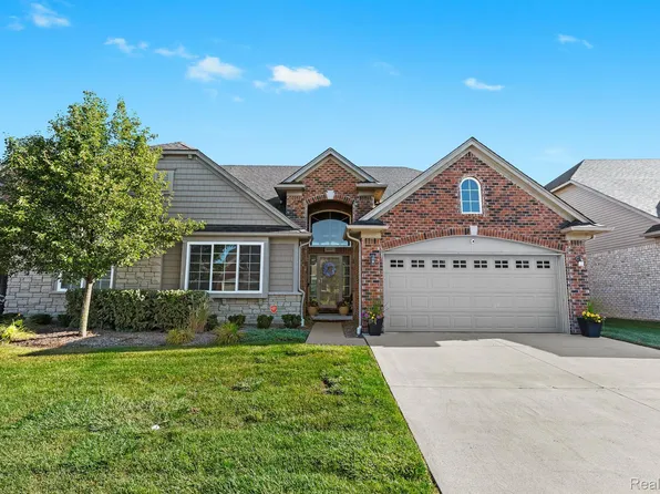 30487 Berghway Trl, Warren, MI 48092