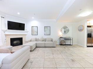 53 N Michigan Ave, Pasadena, CA 91106