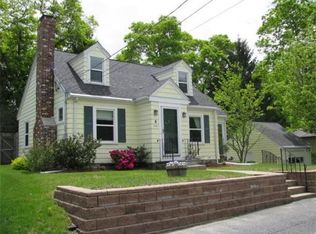 6 Soren St, Randolph, MA 02368