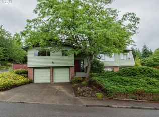 7004 SW 37th Ave, Portland, OR 97219