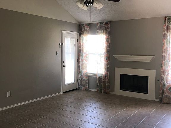5th image of 417 N Englewood Ave