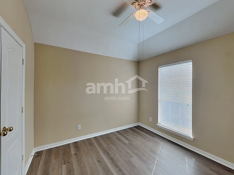 901 Muirfield Rd — Photo 20