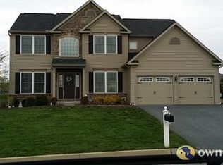 250 Crimson Ct, Lebanon, PA 17042