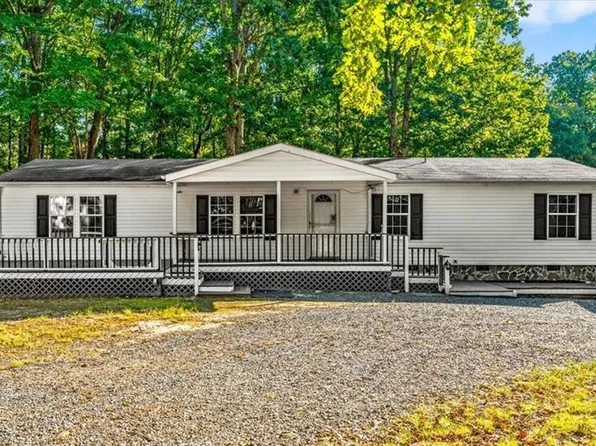3182 Bethel Lucas Rd, Asheboro, NC 27205