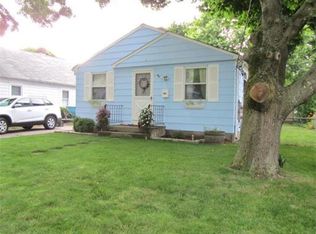 71 Bassett St, Pawtucket, RI 02861