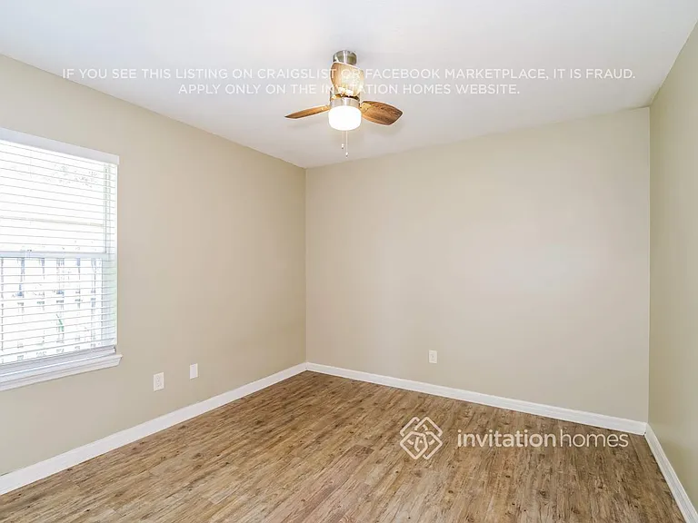 1798 Crane Creek Blvd — Photo 14