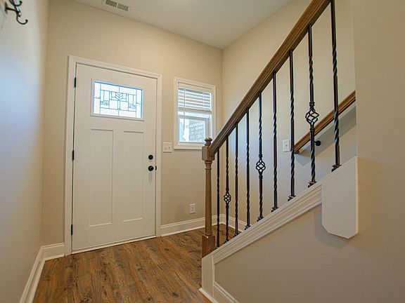 2nd image of 309 Fallow Cir