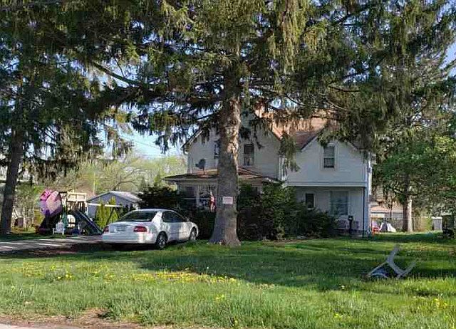 2nd image of 1113 McMillen Ave