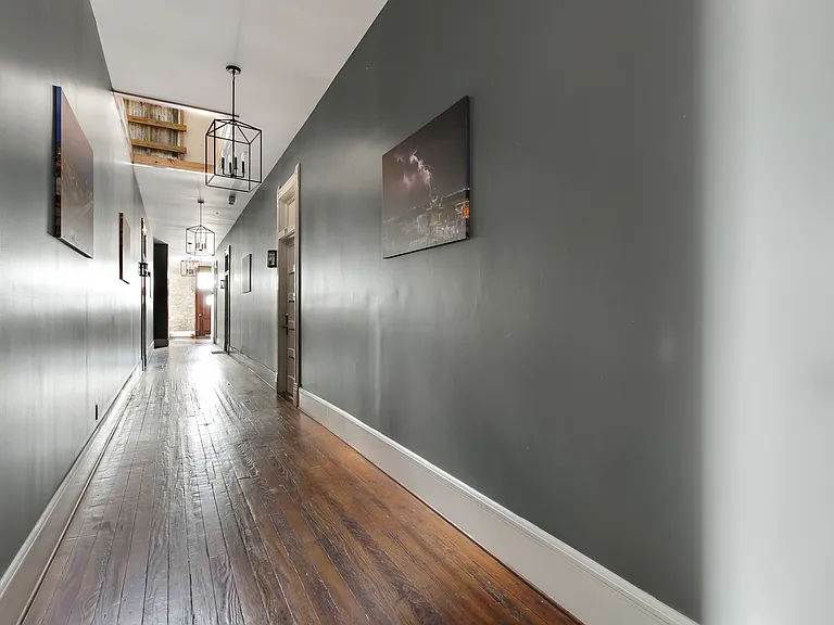 202 N Lbj Dr — Photo 18