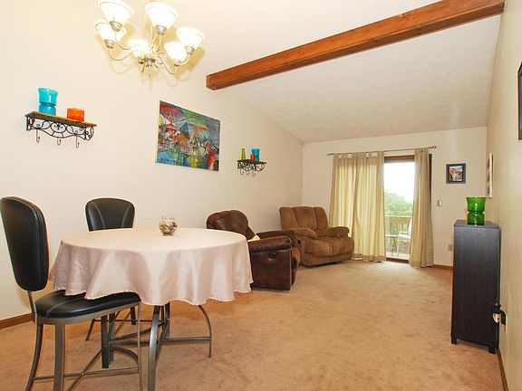 5th image of 2667 Stonebluff Dr SW