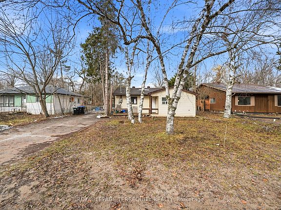 3rd image of 2038 Saint Johns Rd