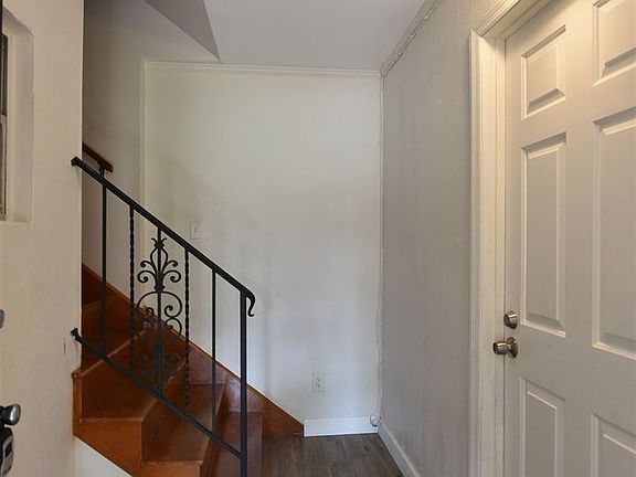 3rd image of 3500 Lake St Unit A