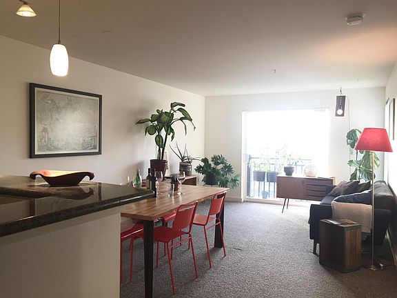 2nd image of 108 5th Ave S Unit 715