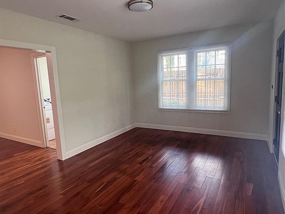 5th image of 507 Harris Ave