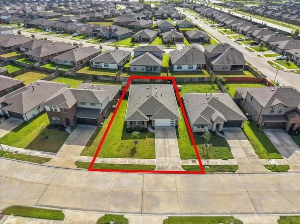 8207 Sugar Cane Ln, Rosharon, TX 77583