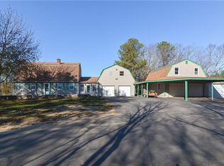 210 Greenhouse Rd, Coventry, RI 02827
