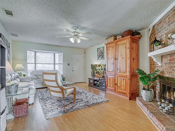4th image of 1721 Nueces Dr